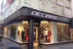 Tienda de deporte And&uacute;jar D&eacute;cimas