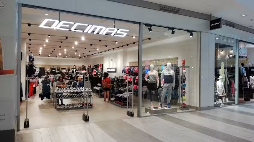 Tienda de deporte Legan&eacute;s D&eacute;cimas