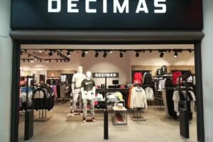 Tienda de deporte Le&oacute;n D&eacute;cimas