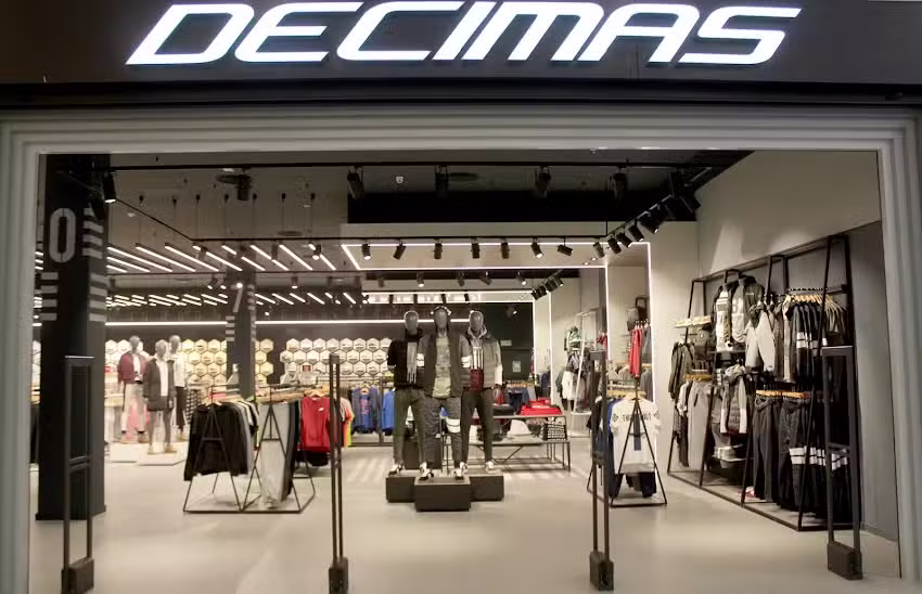 Tienda de deporte Madrid R&iacute;o D&eacute;cimas
