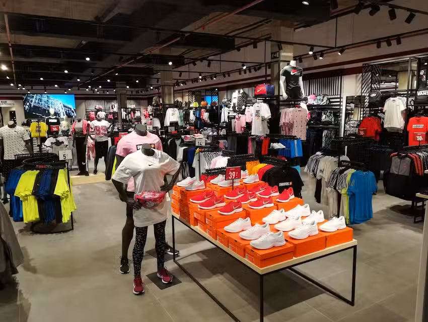 Tienda de deporte Vallecas D&eacute;cimas