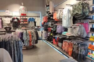 Tienda de moda urbana Plenilunio Polinesia