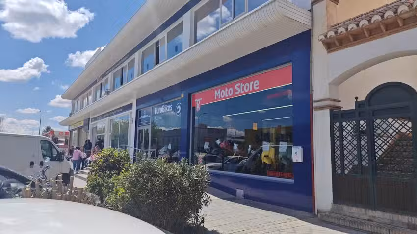 Tienda de Motos EuroBikes en Granada