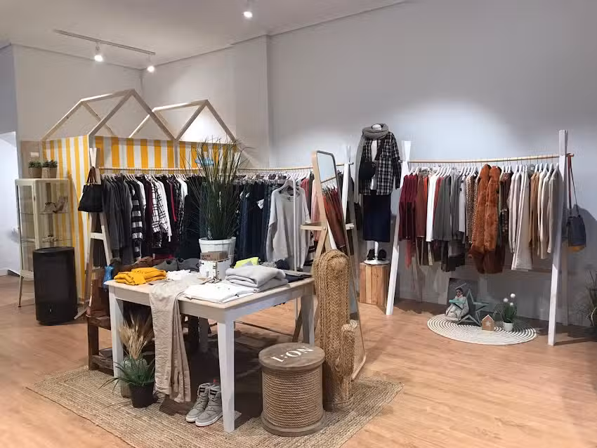 Tienda de ropa CANDELUKA O&ntilde;ati