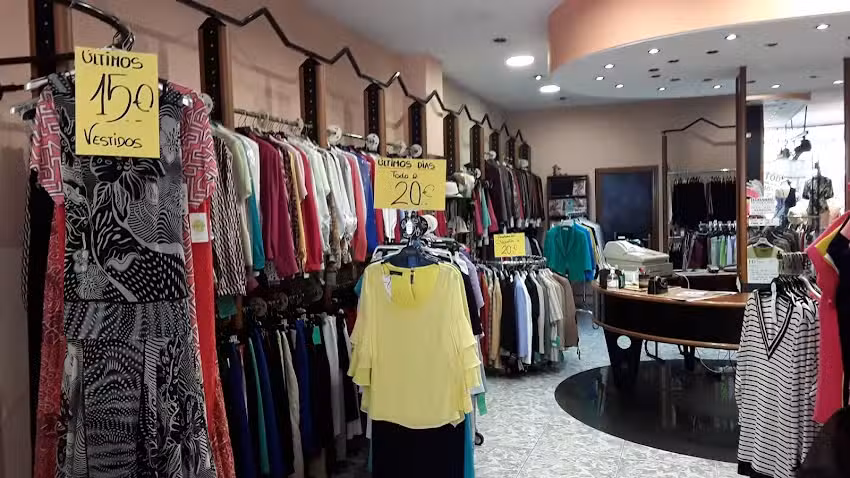Tienda de Ropa &Iacute;&ntilde;iguez