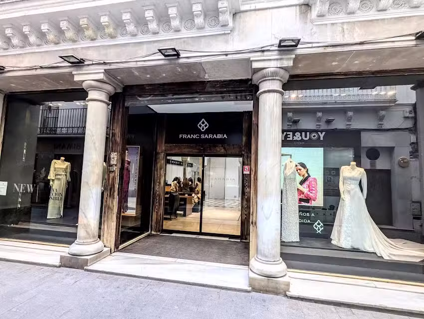 Tienda de Vestidos de Novia en Sevilla FRANC SARABIA
