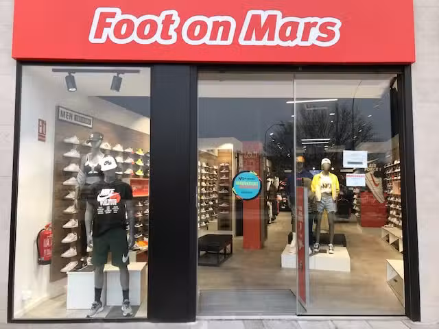 Tienda de zapatillas &ndash; Foot on Mars
