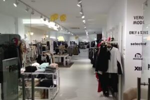 Tiendas Pillados Cee