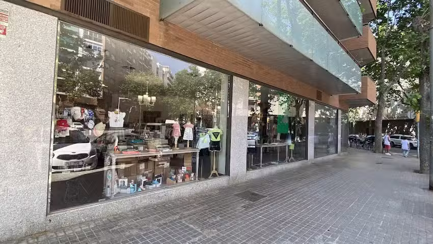 Tres Tr&eacute;boles