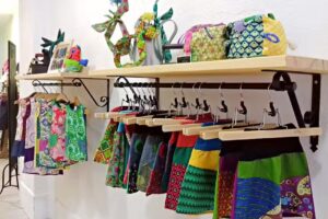 TUTOKE roba i complements artesanals