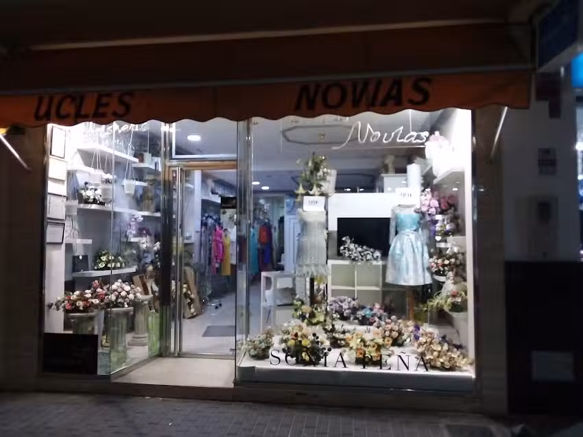 UCL&Eacute;S NOVIAS Y FLORISTER&Iacute;A UCL&Eacute;S