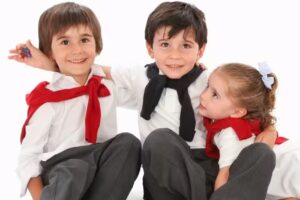Uniformes Escolares Unikids.es (Tienda Online)