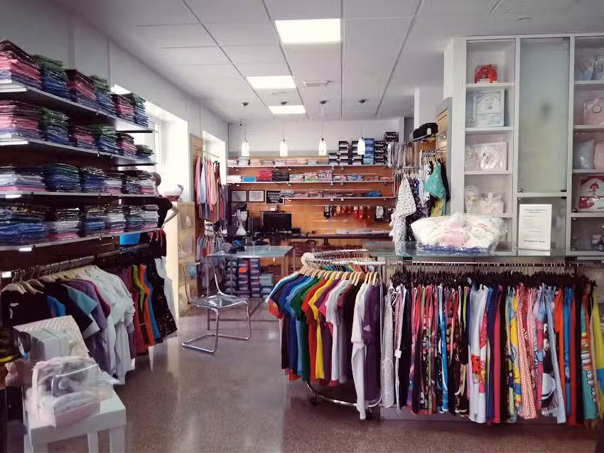 Uniformes Unifor | Ropa laboral | Uniformes de empresa | Bordados | DTF | Publicidad Textil | Alicante