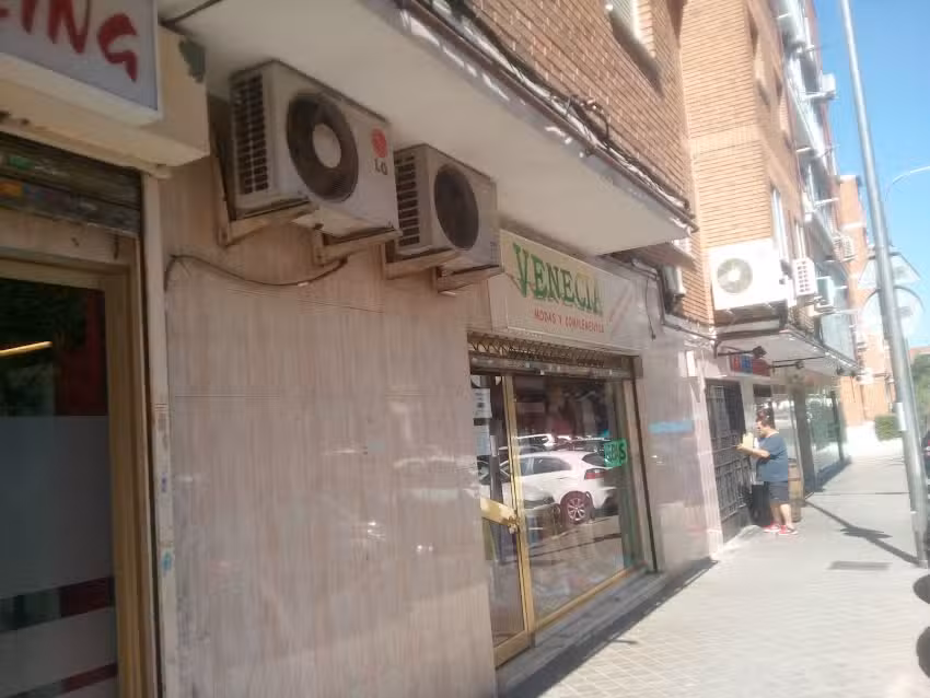 Venecia Modas Y Complementos