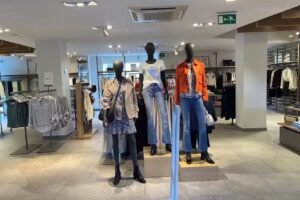 Vero Moda C.C. Bah&iacute;a Calma