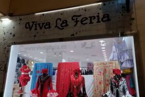 Viva la Feria &ndash; Moda Flamenca en M&aacute;laga. Trajes de Flamenca. Zapatos Flamencos