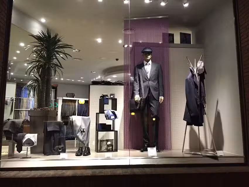 Xavier Villar | Home-Dona