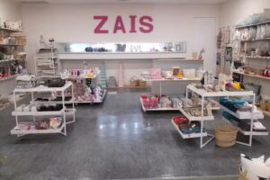 ZAIS
