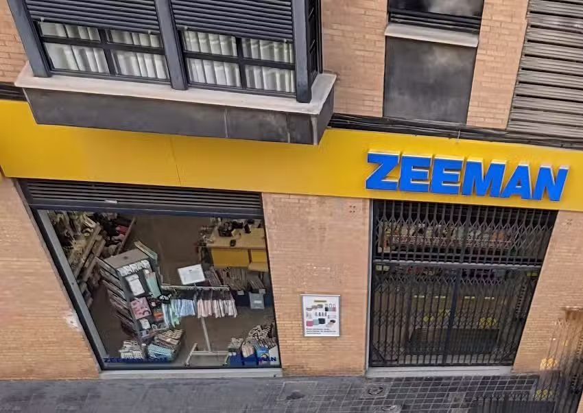 Zeeman Valencia Calle Gaspar Aguilar