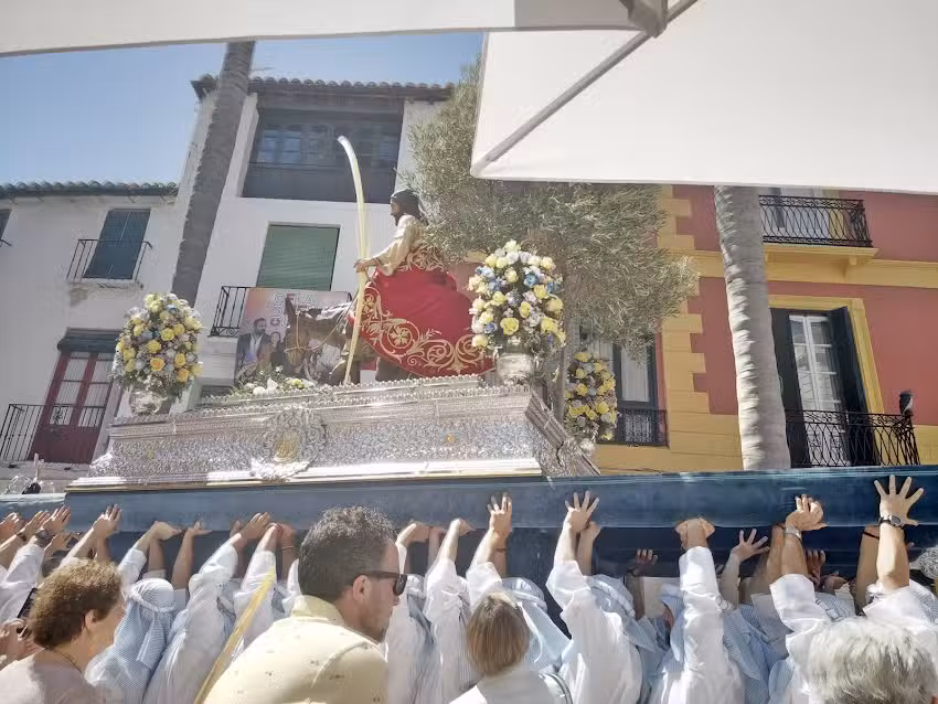 Zeppelin Almu&ntilde;&eacute;car