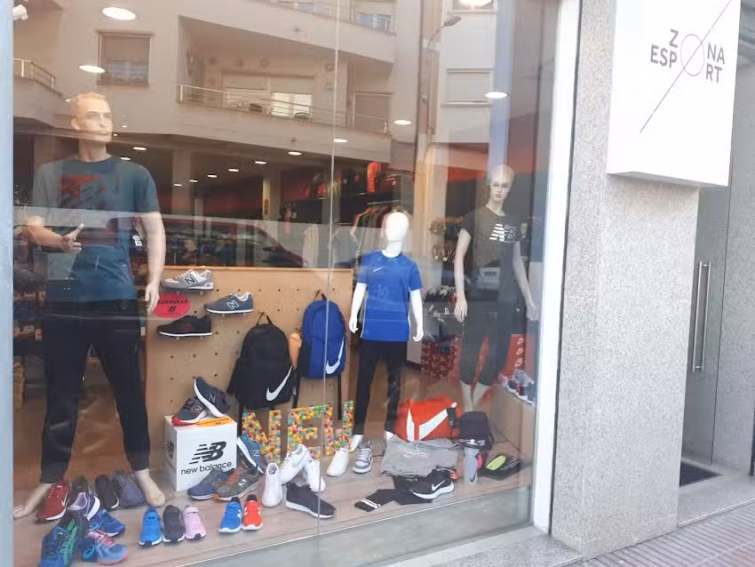 Zona Esport &ndash; Tienda de deportes, Ropa y Material deportivo